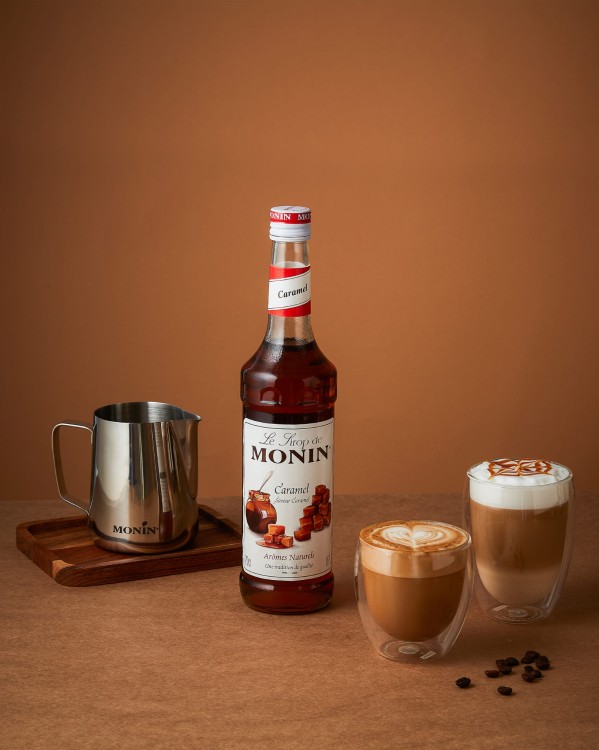caramel with two coffee and coffee pot.jpg