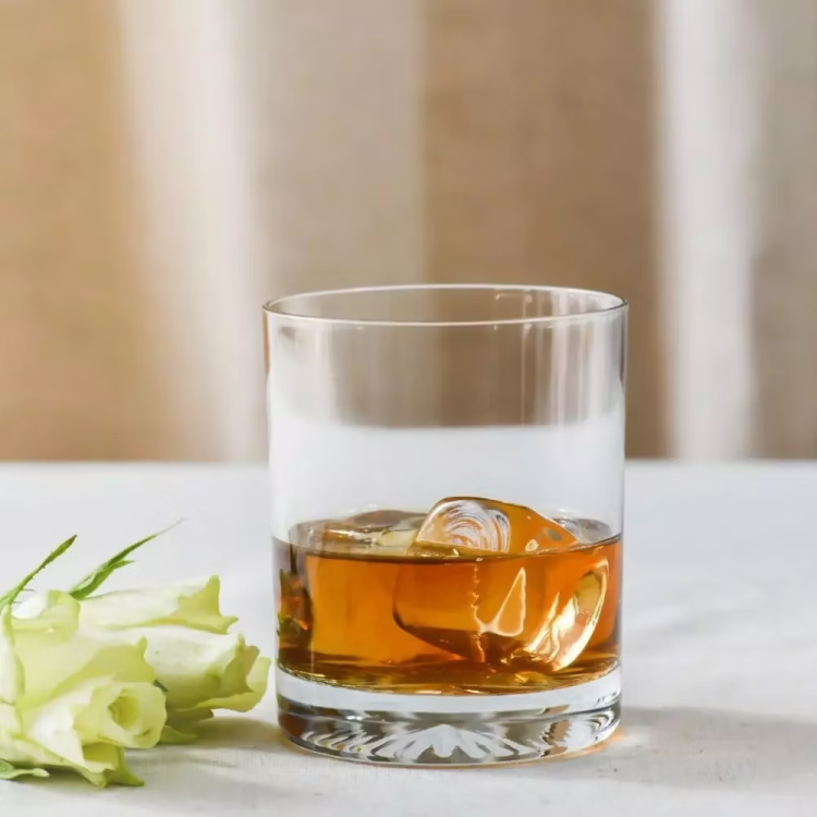 Szklanki do whisky Mixology 300 ml 5.png