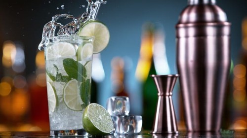 Krosno Wysokie szklanki do napojów Mixology 270 ml - zestaw 6 sztuk kontekstowe.jpg