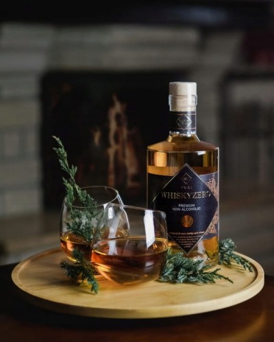 Koktajl-Bezalkoholowy-Napoj-Whisky-Pvre-Night-Orient-Black-Reserve-700-ml-EAN-GTIN-5425030343173.jpg